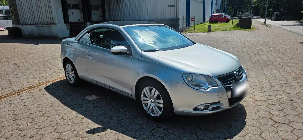 Gebraucht VW Eos 122 PS (89 kW) 2009 Silber Cabrio
