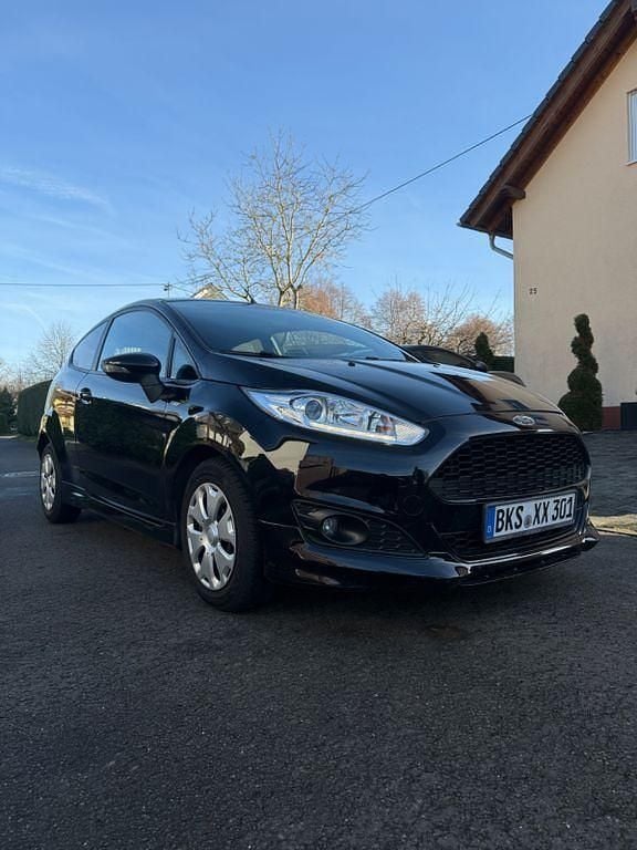 Schwarz Gebraucht 2016 Ford Fiesta ST-Line Kleinwagen | 6.999 € (Guter Preis) - Bild 1/4