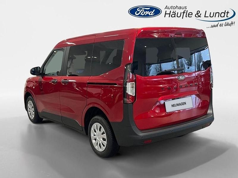 Neu Ford Tourneo Courier Trend 125 PS (91 kW) 2025 Rot Van / Kleinbus