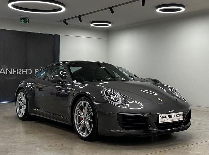 Grau Gebraucht 2016 Porsche 911 Carrera 4S Coupé | 105.870 € (Fairer Preis) - Bild 1/4