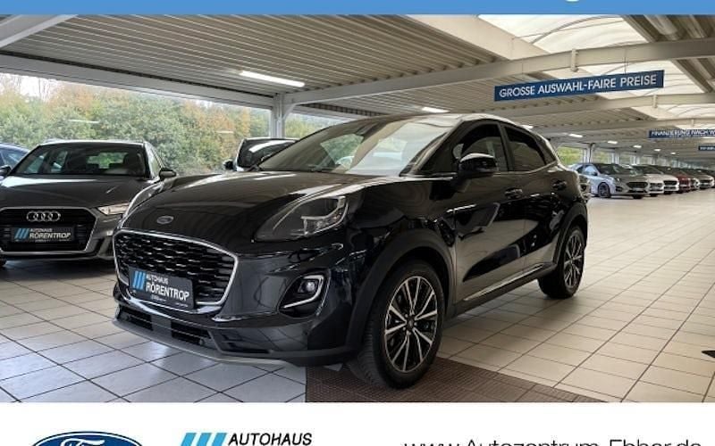 Obsidianschwarz metallic (metallic) Gebraucht 2020 Ford Puma Titanium X SUV | 17.476 € (Guter Preis) - Bild 1/4