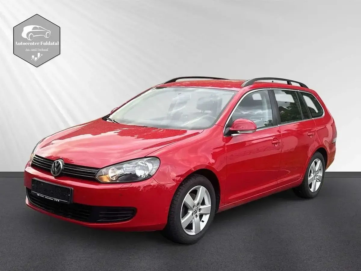 Gebraucht VW Golf VI 105 PS (77 kW) 2010 Rot Kleinwagen