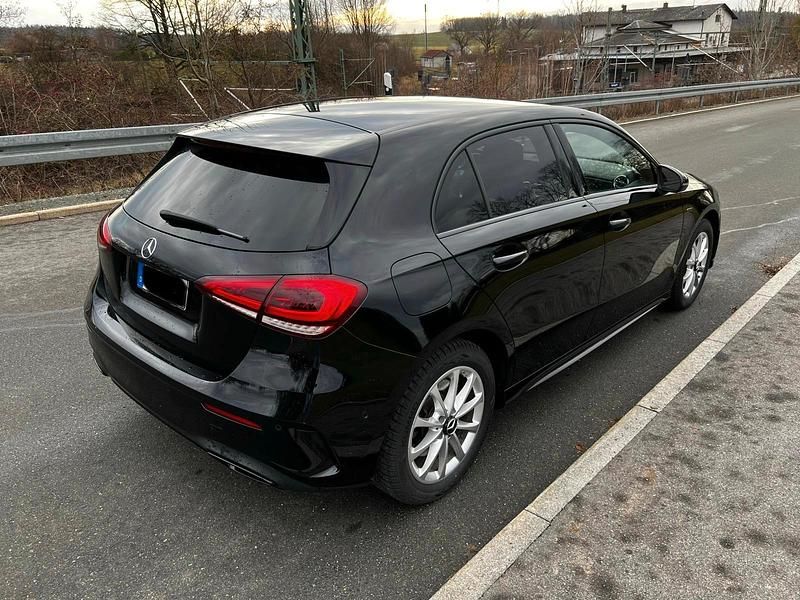 Gebraucht Mercedes A250 AMG 160 PS (117 kW) 2020 Schwarz Limousine