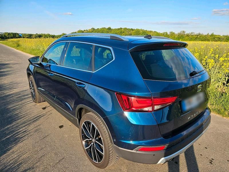 Gebraucht Seat Ateca 4Drive 190 PS (139 kW) 2017 Blau SUV
