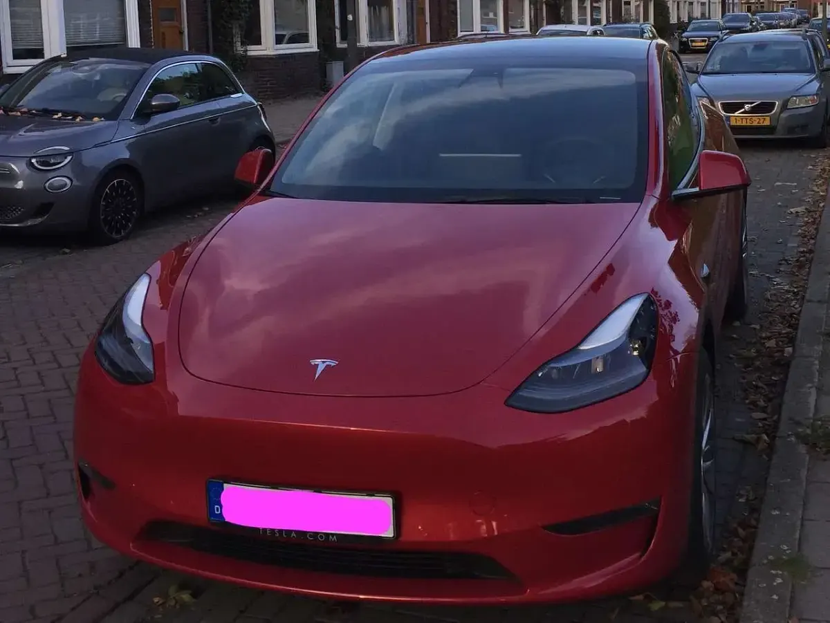 Gebraucht Tesla Model Y 378 kW (514 PS) 2022 Rot SUV
