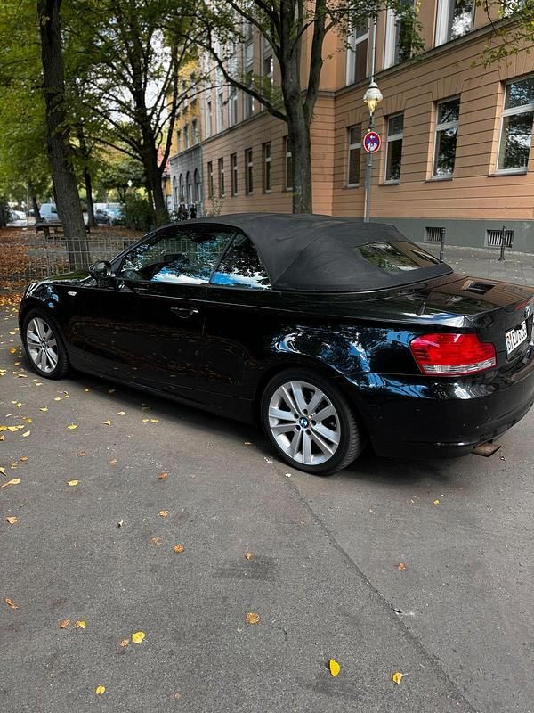 Schwarz Gebraucht 2008 BMW 118 Cabriolet Cabrio | 4.800 € - Bild 1/4