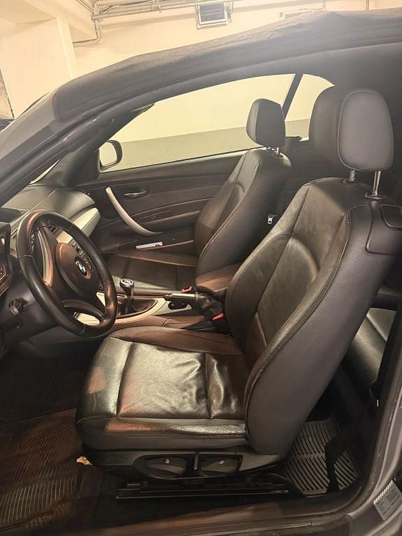 Gebraucht BMW 120 Cabriolet 170 PS (125 kW) 2011 Silber Cabrio