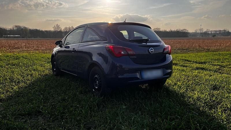 Usado Opel Corsa Selection 70 HP (51 kW) 2019 Azul Citadino