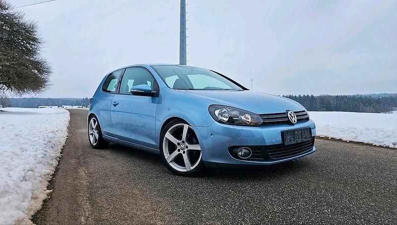 Grau Gebraucht 2009 VW Golf Coupé | 4.000 € (Fairer Preis) - Bild 1/4