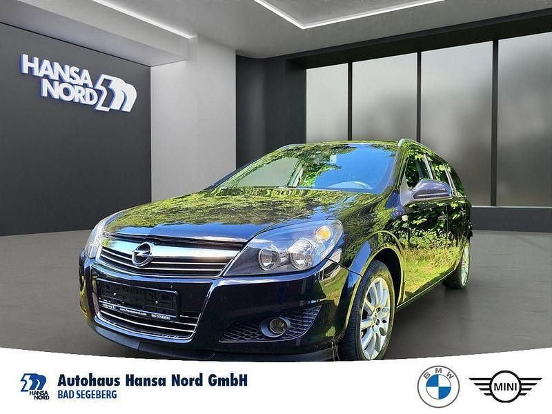 Schwarz / saphirschwarz (metallic) Gebraucht 2010 Opel Astra Kombi | 1.666 € (Superpreis) - Bild 1/4