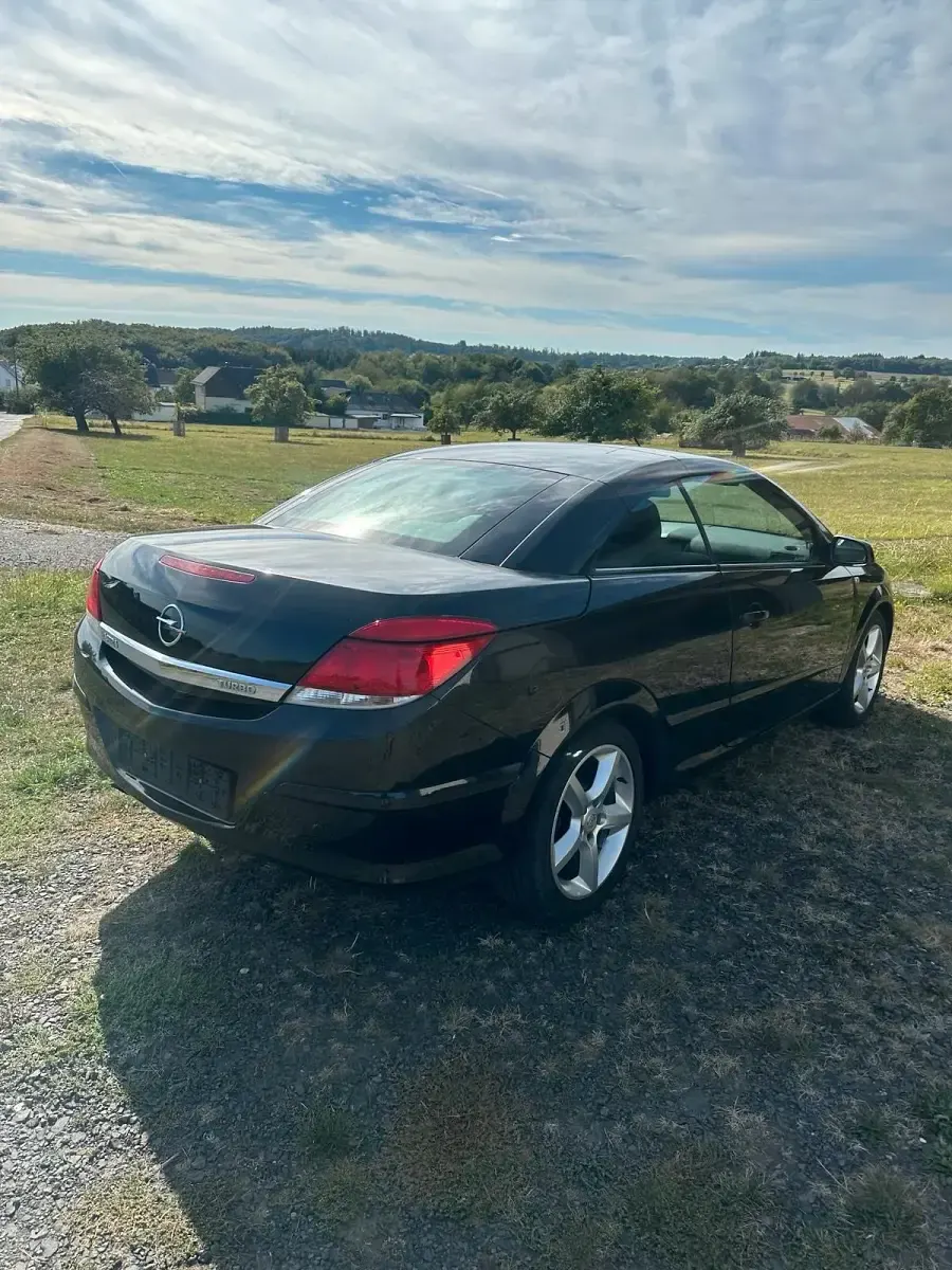 Gebraucht Opel Astra Cosmo 200 PS (147 kW) 2006 Schwarz Cabrio