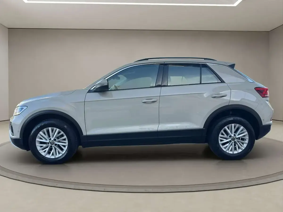 Gebraucht VW T-Roc Life 116 PS (85 kW) 2022 Grau SUV