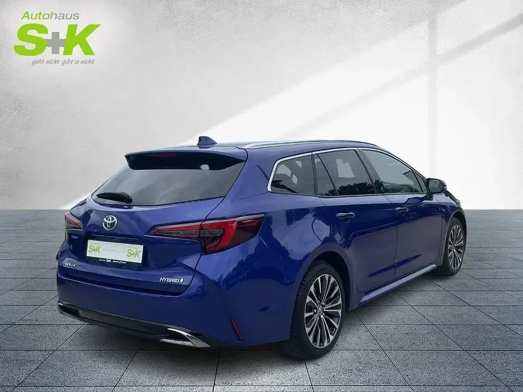 Gebraucht Toyota Corolla Team 196 PS (144 kW) 2023 Blau Limousine