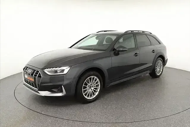 Gebraucht Audi A4 Allroad Sport 204 PS (150 kW) 2022 Grau Kombi