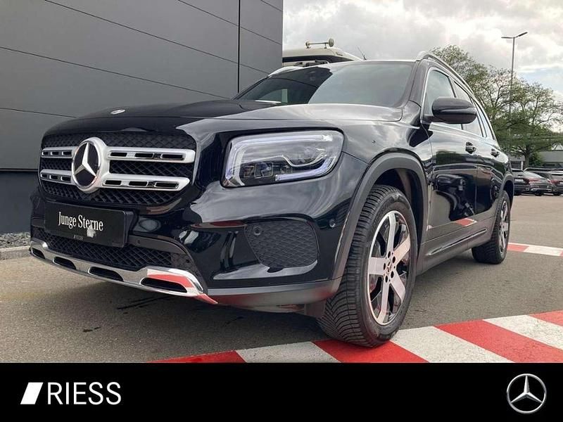 Metalliclack kosmosschwarz Gebraucht 2023 Mercedes GLB200 Progressive SUV | 34.800 € (Guter Preis) - Bild 1/4