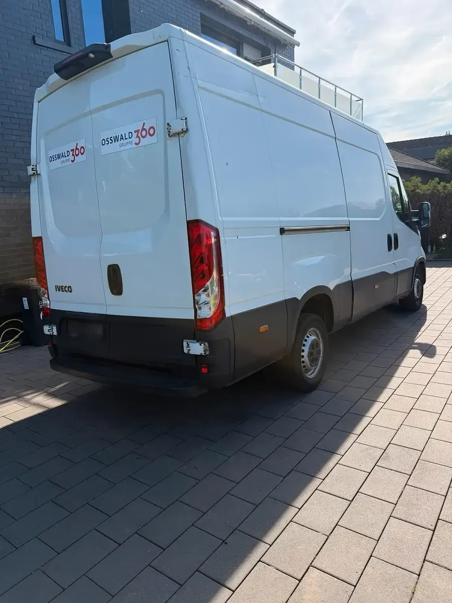 Occasion Iveco Daily 140 ch (102 kW) 2020 Blanc Monospace