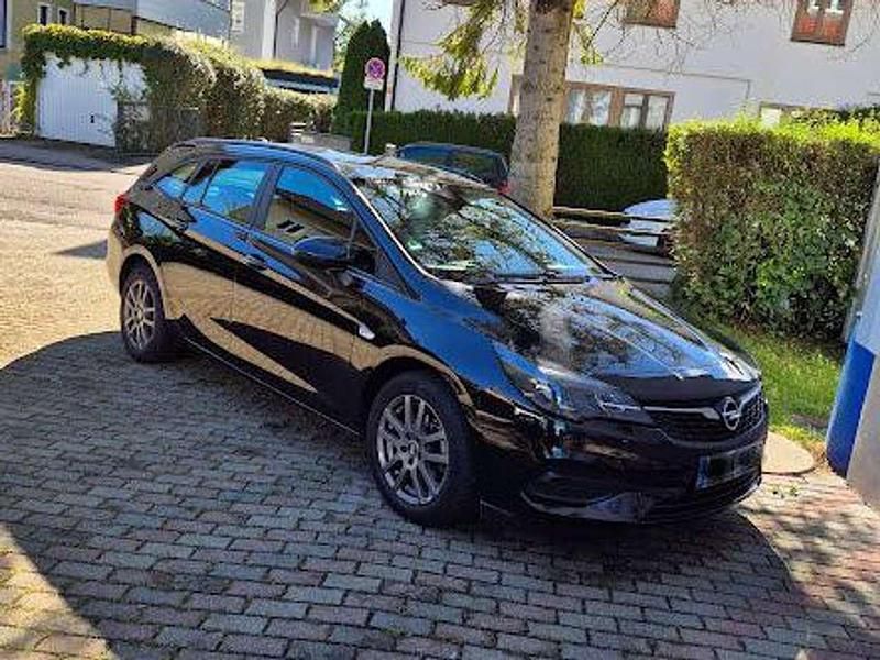 Schwarz Gebraucht 2022 Opel Astra Edition Kombi | 13.990 € (Guter Preis) - Bild 1/4