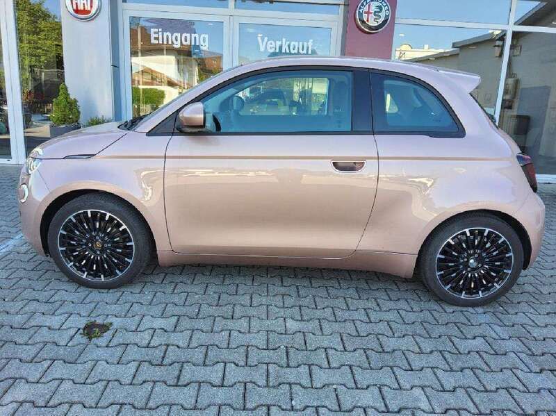 Rose gold Gebraucht 2022 Fiat 500e Icon Limousine | 19.900 € (Fairer Preis) - Bild 1/4