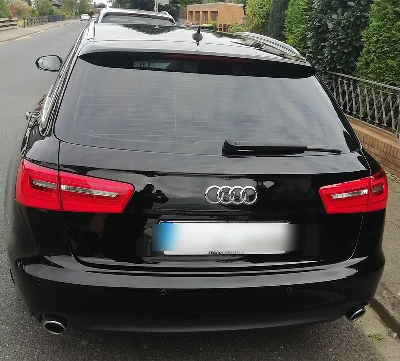 Gebraucht Audi A6 204 PS (150 kW) 2013 Schwarz Kombi