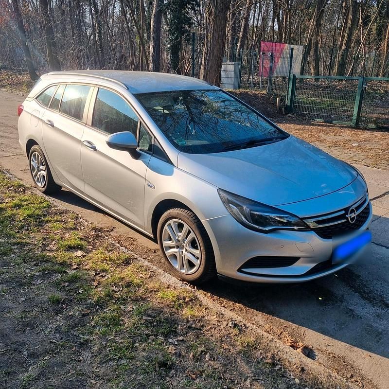 Gebraucht Opel Astra 110 PS (80 kW) 2016 Silber Kombi