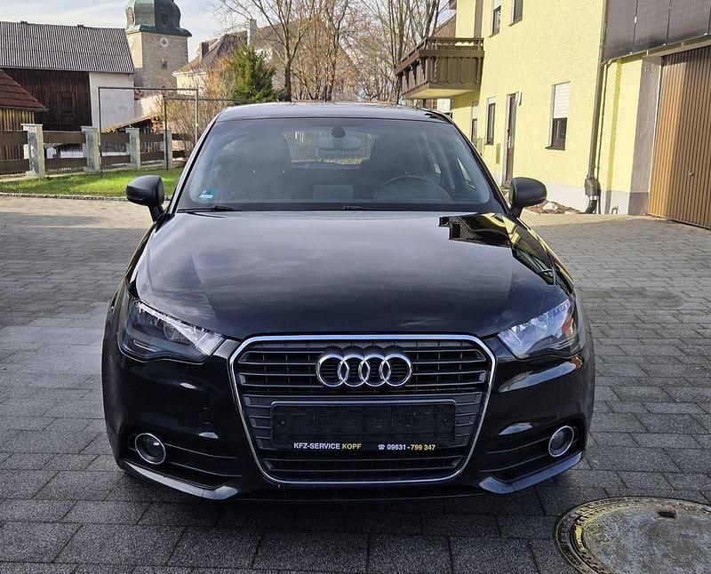 Gebraucht Audi A1 Sportback Ambition 122 PS (89 kW) 2013 Schwarz Kleinwagen