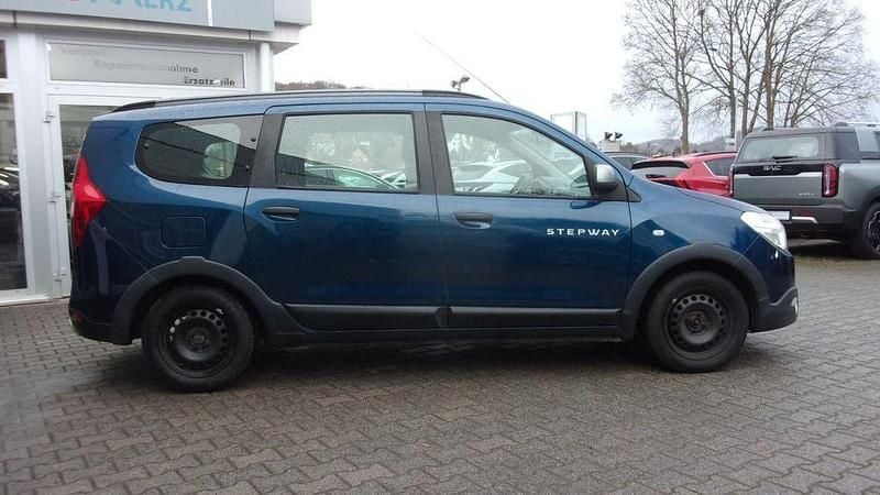 Gebraucht Dacia Lodgy Stepway 102 PS (75 kW) 2019 Blau Van / Kleinbus