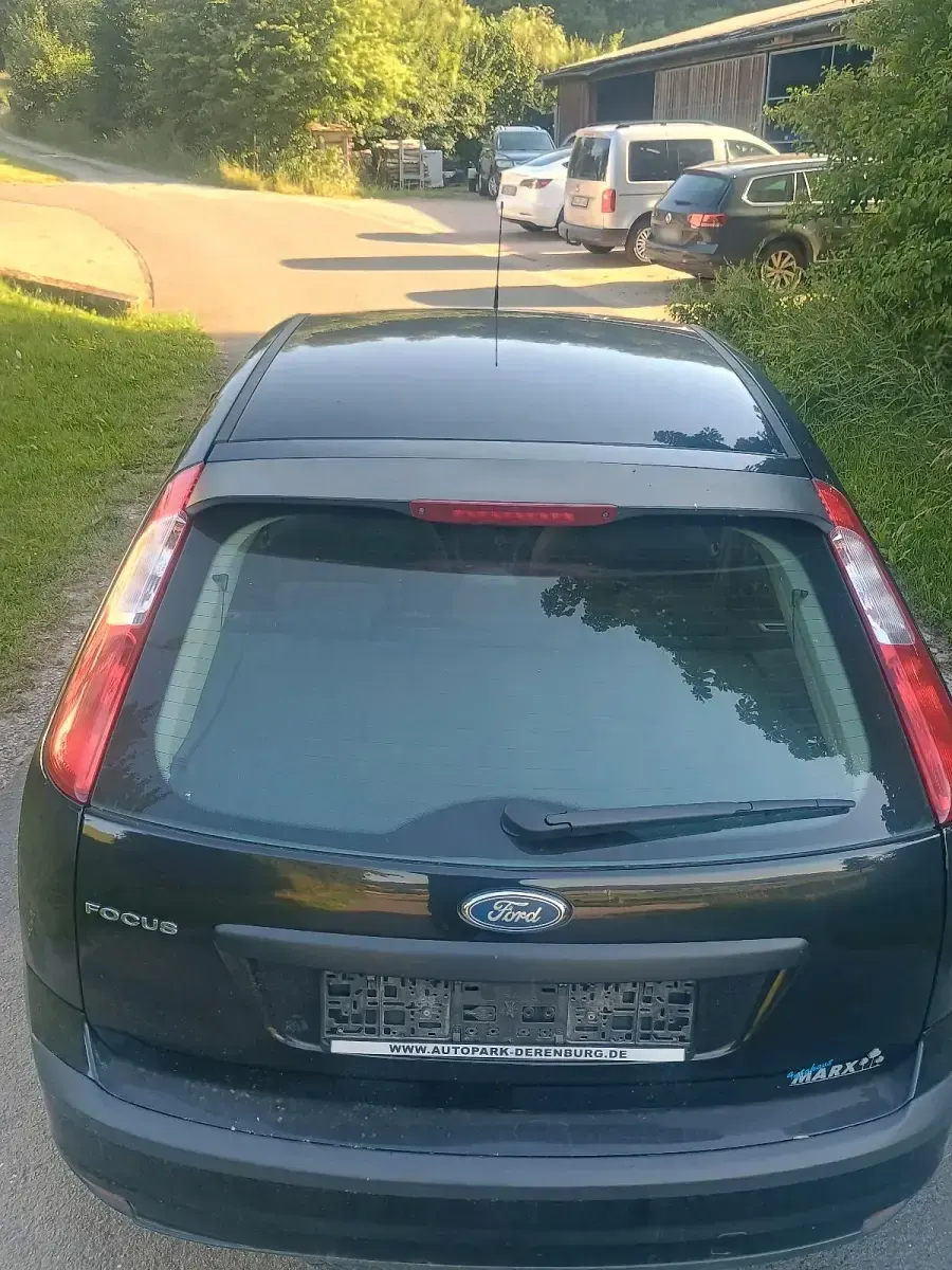 Gebraucht Ford Focus 115 PS (84 kW) 2005 Schwarz Limousine
