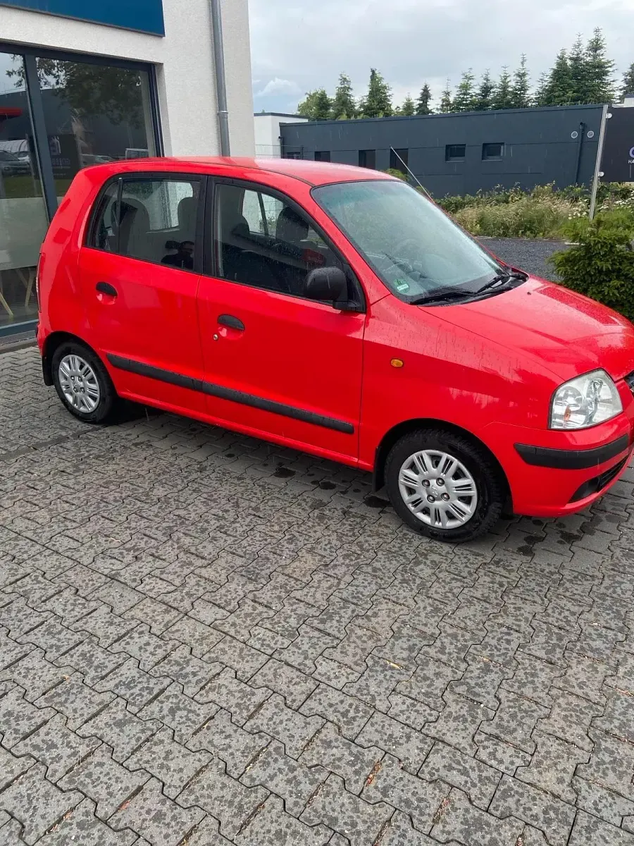 Gebraucht Hyundai Atos Prime 63 PS (46 kW) 2007 Rot Kleinwagen