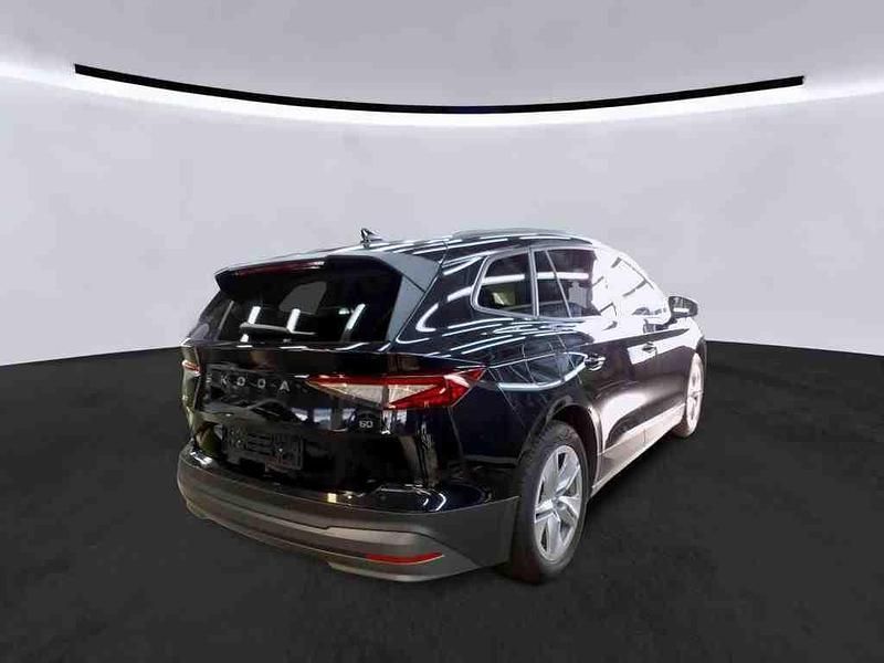Gebraucht Skoda Enyaq iV Loft 131 kW (179 PS) 2024 Schwarz SUV