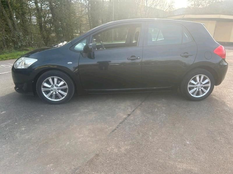 Gebraucht Toyota Auris 126 PS (92 kW) 2008 Schwarz Kleinwagen