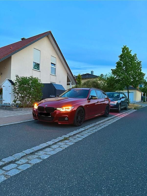 Gebraucht BMW 320 Shadowline 190 PS (139 kW) 2018 Orange Kombi