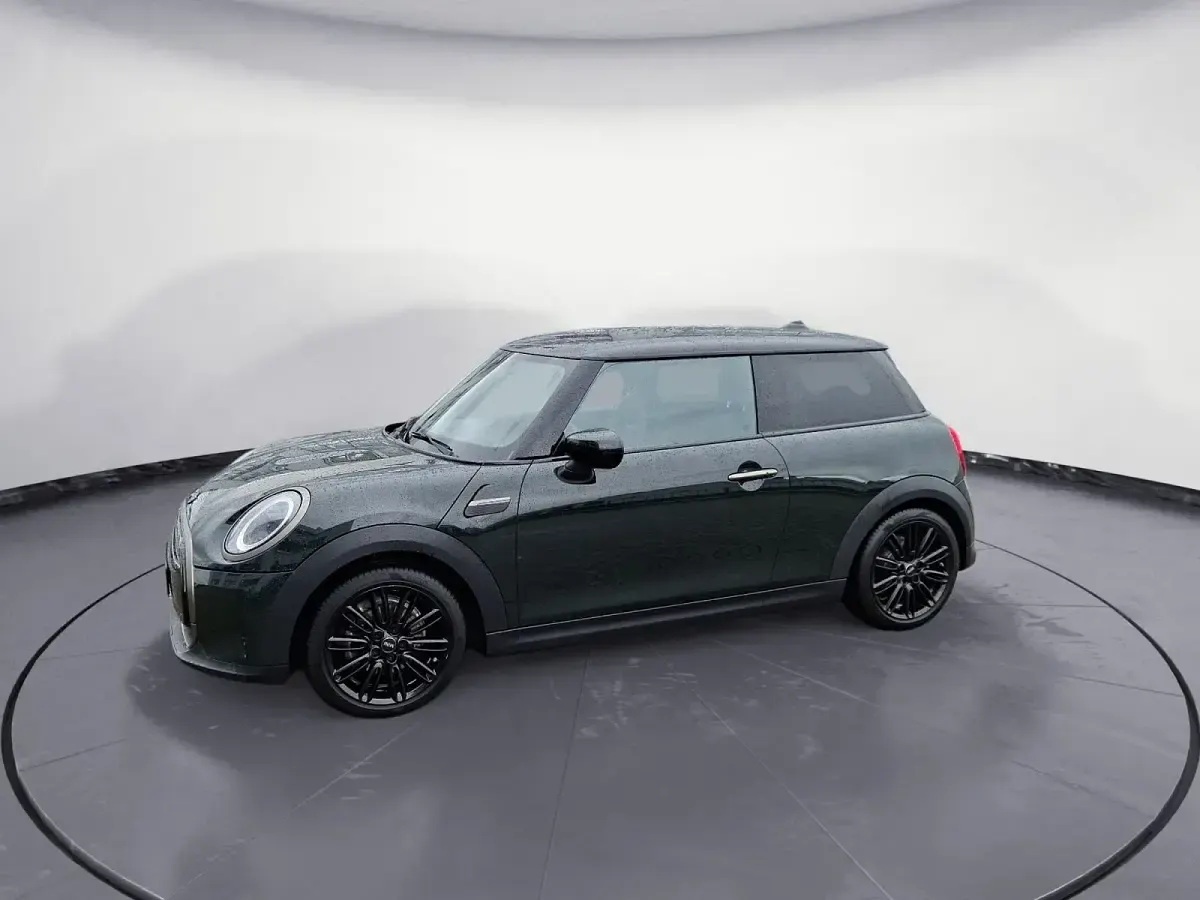 Gebraucht Mini Cooper Resolute Edition 136 PS (100 kW) 2023 Grün Kleinwagen