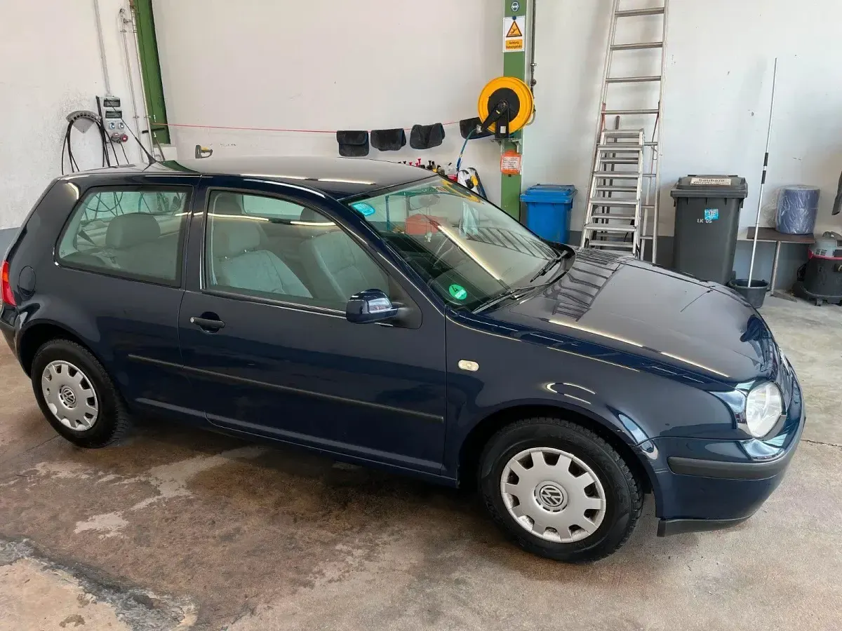 Gebraucht VW Golf III Basis 101 PS (74 kW) 1999 Blau Limousine