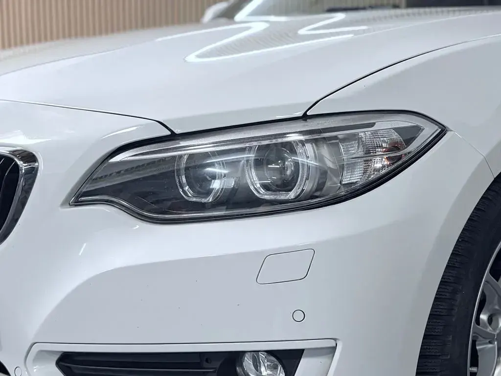 Gebraucht BMW 218 Advantage 150 PS (110 kW) 2017 Weiß Cabrio