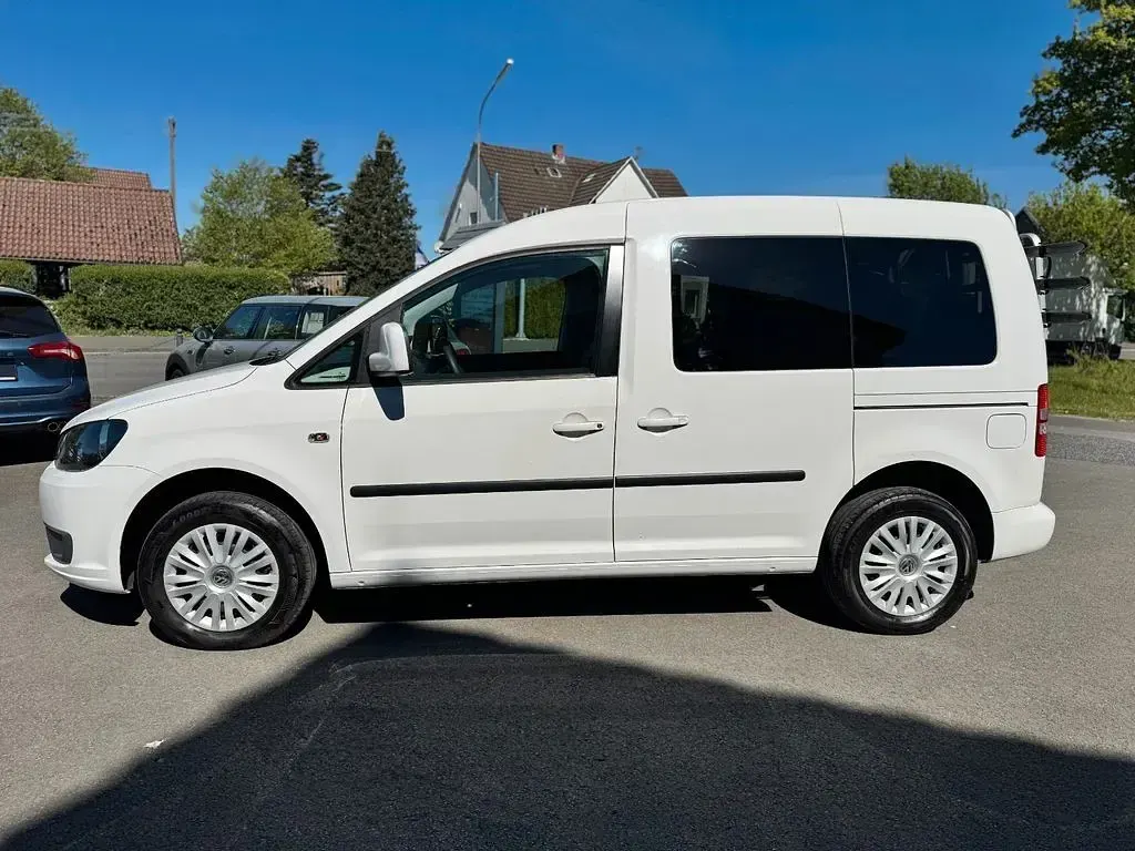 Second-hand VW Caddy 150 CP (110 kW) 2013 Alb Monovolum