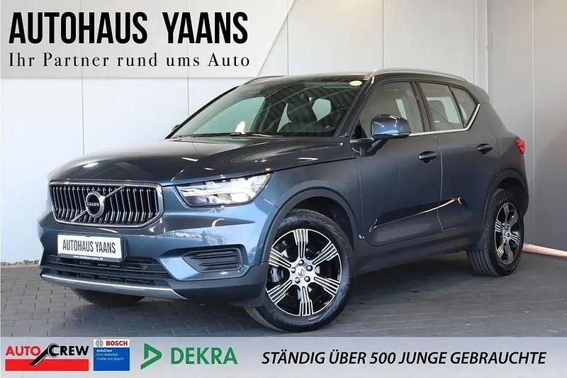 Denim blue / metallic Gebraucht 2020 Volvo XC40 Inscription SUV | 33.950 € (Teuer) - Bild 1/1