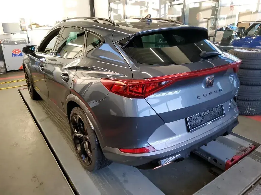 Gebraucht Cupra Formentor VZ 245 PS (180 kW) 2022 Grau SUV
