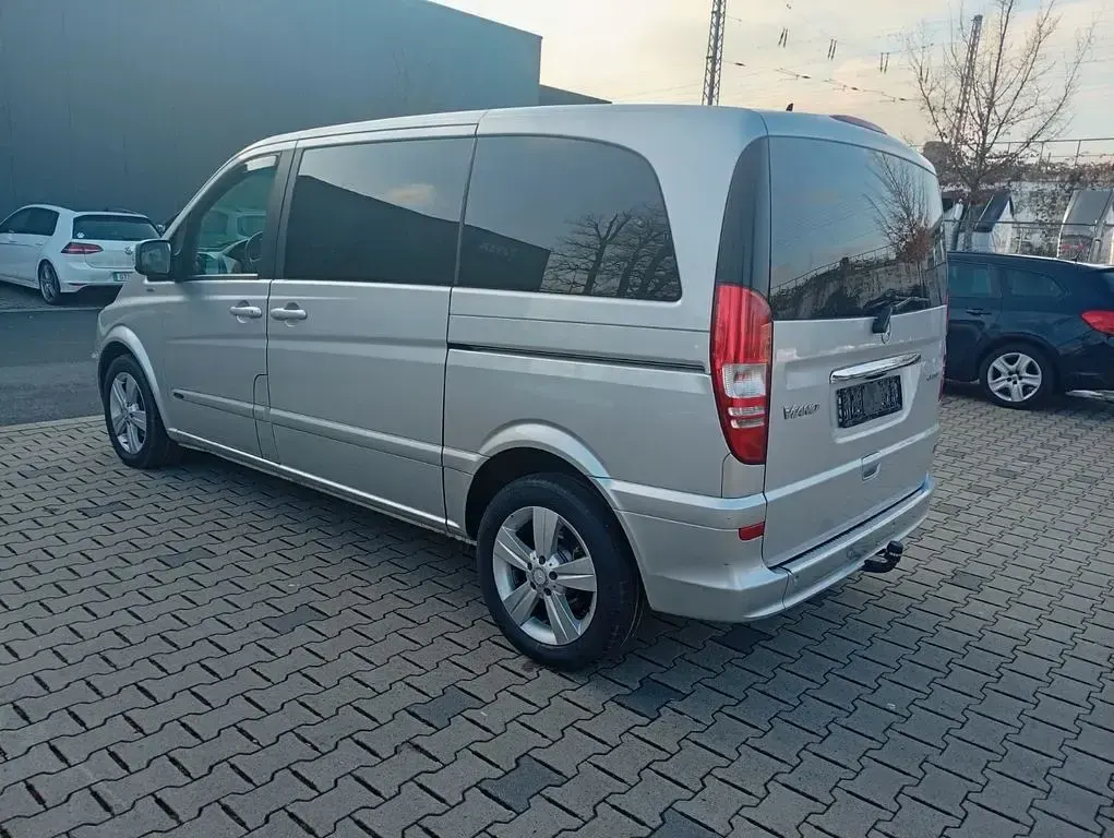 Gebraucht Mercedes Viano Edition 163 PS (119 kW) 2011 Silber Van / Kleinbus