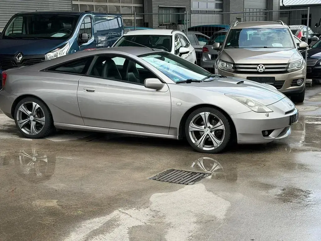 Second-hand Toyota Celica 192 CP (141 kW) 2002 Gri Coupe