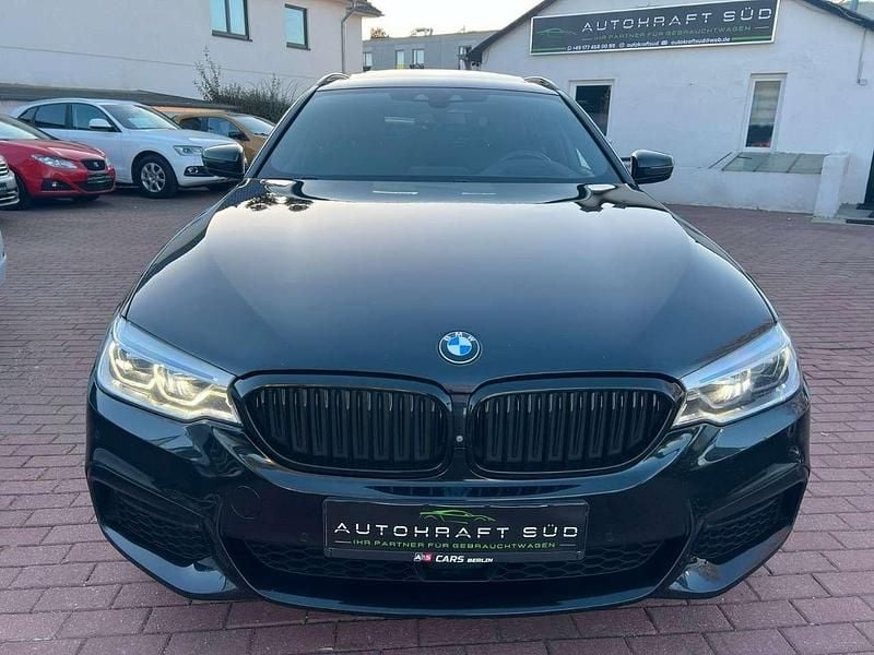 Second-hand BMW 520 M Sport 190 CP (139 kW) 2020 Negru Berlinǎ