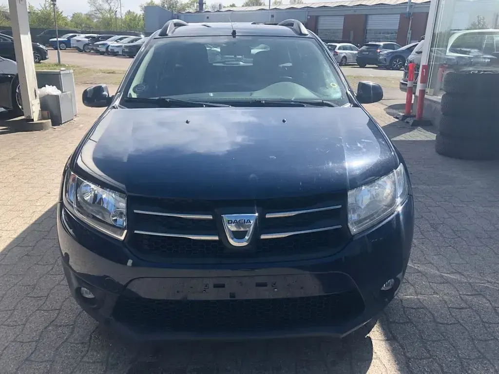 Gebraucht Dacia Logan MCV Lauréate 90 PS (66 kW) 2014 Blau Limousine
