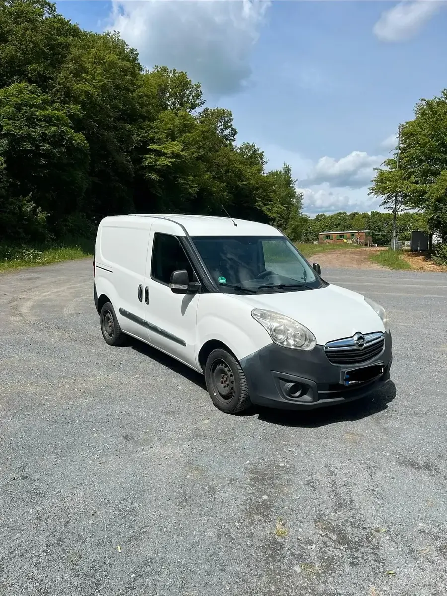 Gebraucht Opel Combo 90 PS (66 kW) 2013 Weiß Van / Kleinbus