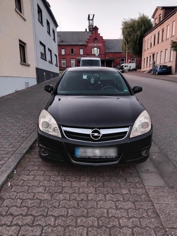 Schwarz Gebraucht 2005 Opel Signum Kombi | 1.200 € (Fairer Preis) - Bild 1/4
