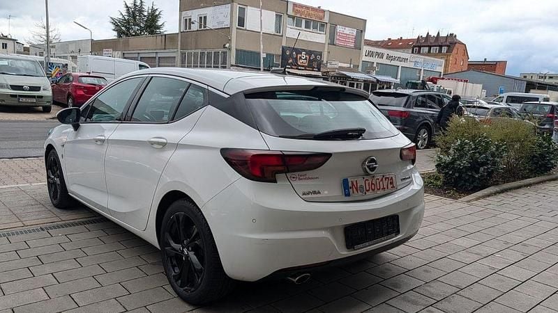 Gebraucht Opel Astra Innovation 150 PS (110 kW) 2018 Weiß Limousine