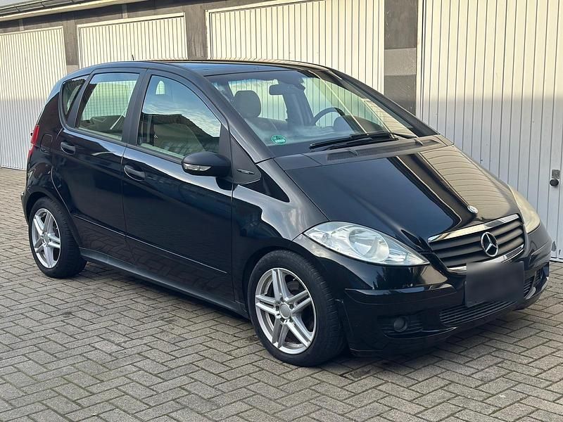 Schwarz Gebraucht 2005 Mercedes A150 Classic Kleinwagen | 770 € (Superpreis) - Bild 1/4