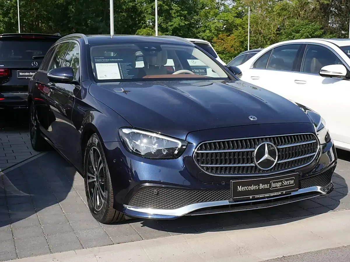 Gebraucht Mercedes E200 Avantgarde 160 PS (117 kW) 2022 Nautikblau Kombi