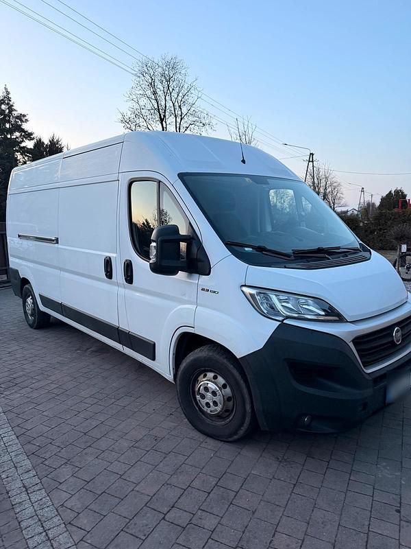 Gebraucht Fiat Ducato 130 PS (95 kW) 2019 Weiß Van