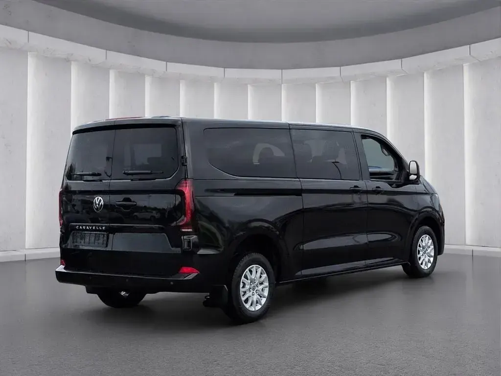 Neu VW T7 R 170 PS (125 kW) 2026 Midnight black metallic Van