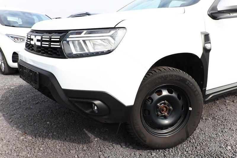 Gebraucht Dacia Duster Expression 101 PS (74 kW) 2023 Gletscherweiß SUV