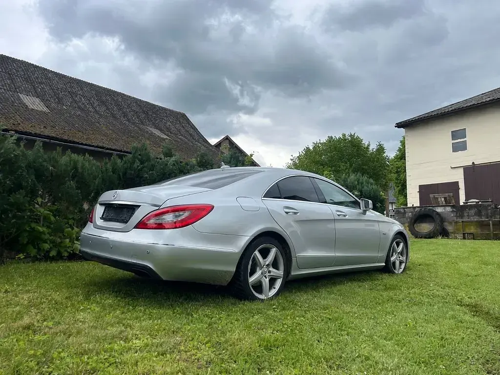 Gebraucht Mercedes CLS350 265 PS (194 kW) 2011 Limousine